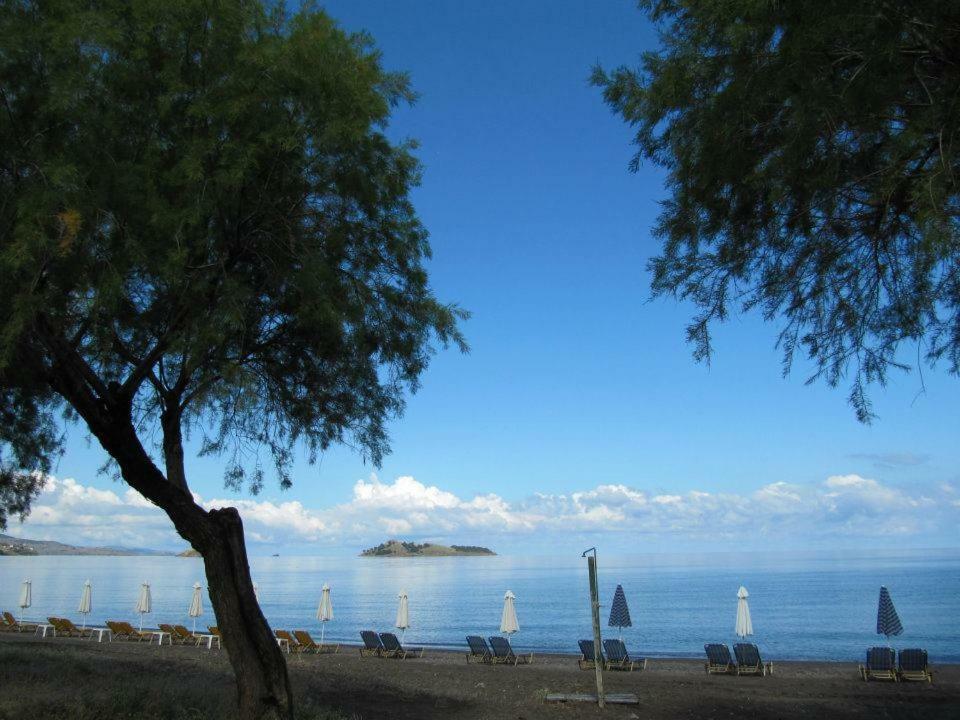 Coastline Villa Pétra Eksteriør bilde